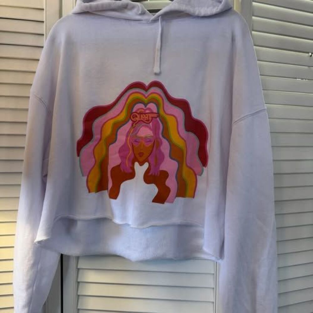 Queen Radio women's Queen Flow Cropped Hoodie XL